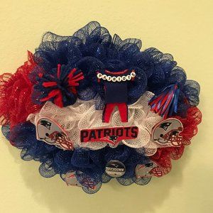 NEW ENGLAND PATRIOTS FOOTBALL WALL HANGING